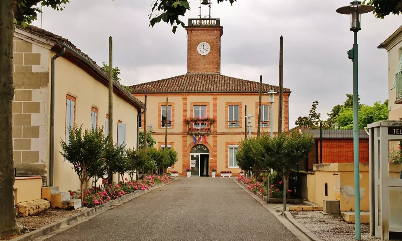 Photos mairie de Garganvillar